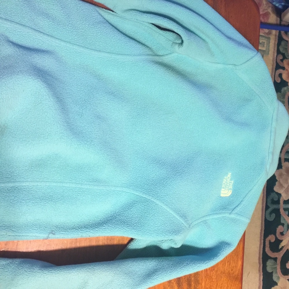 North face - Picture 3 of 3