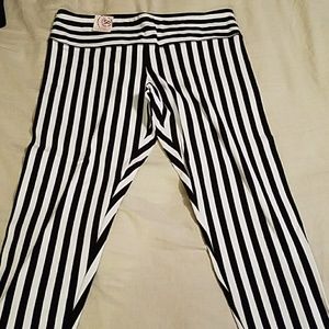 Black Stripe Leggings