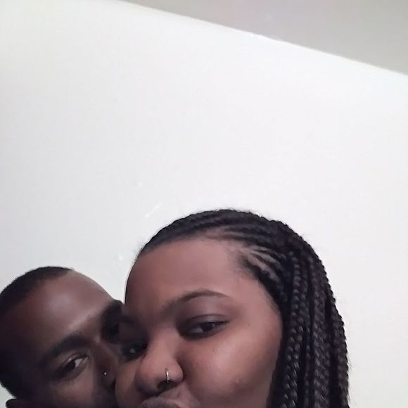 Meet your Posher, Kendria - Picture 1 of 1