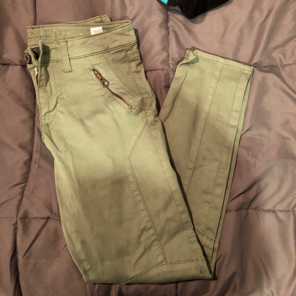 NEVER WORN-American Eagle Cargo Pants