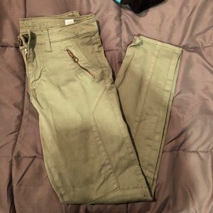 NEVER WORN-American Eagle Cargo Pants