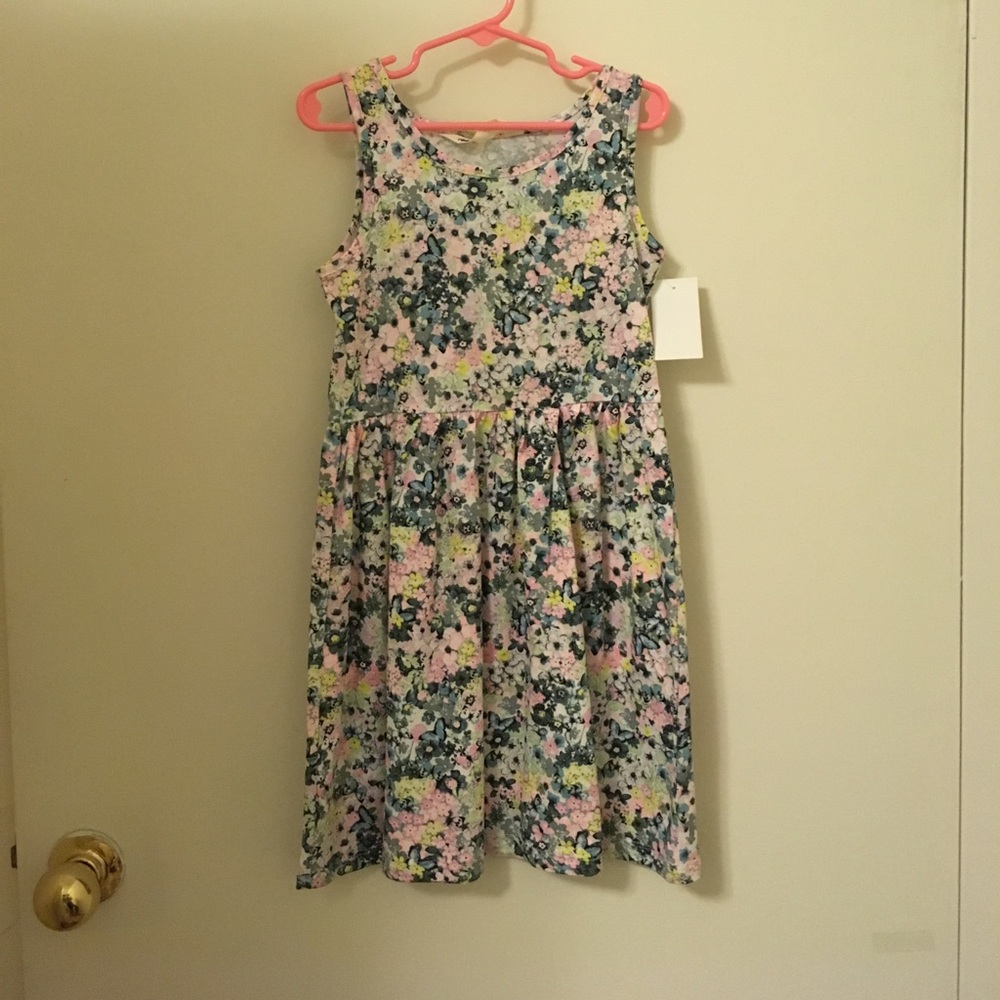 Girls dress