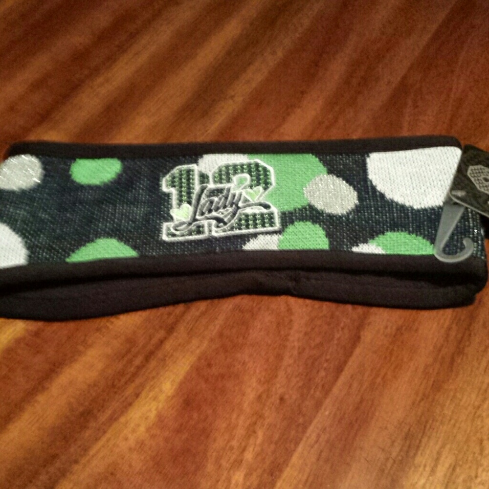 Seattle Seahawks Lady 12 head band and ear warmer