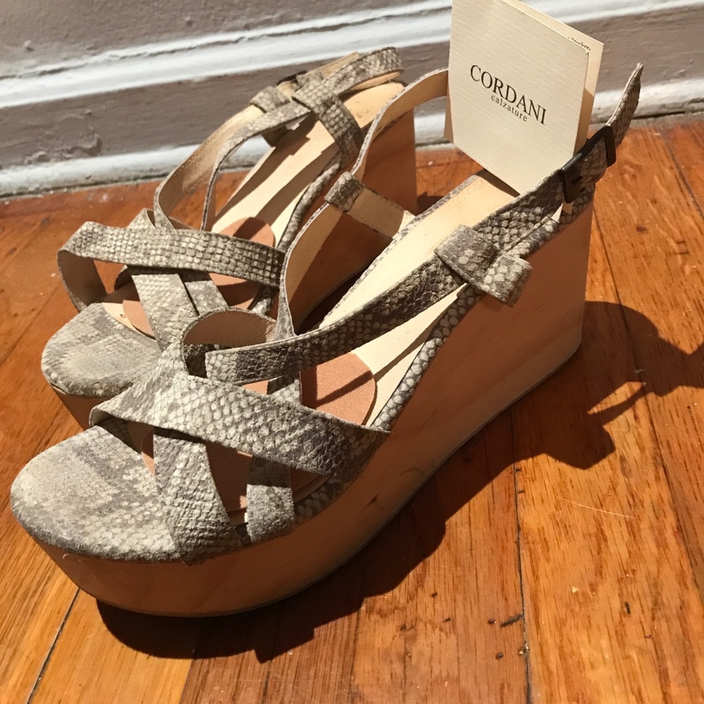 Cordani platform sandals