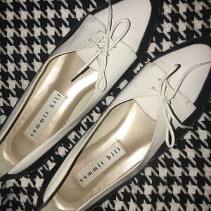 🏁Leather oxfords. Navy and white. Size 10. 🏁