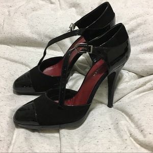Karen Millen | Black Patent & Suede Heels w Strap