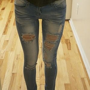 Faded ripped skinny jeans NWOT