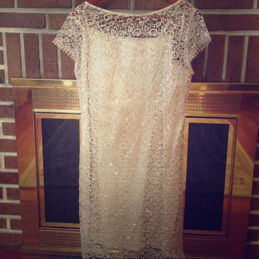 **CURRENTLY NOT FOR SALE**Trendy sequins dress