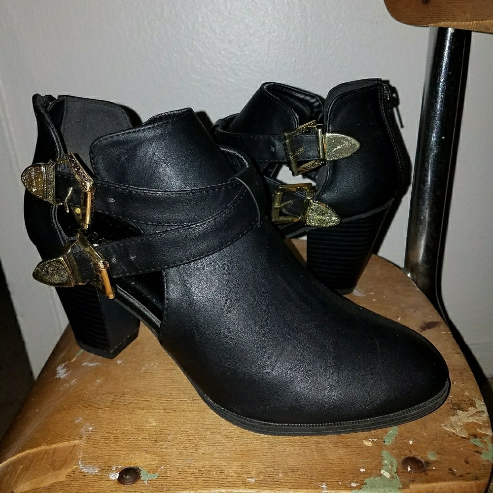 Black cut ankle Booties