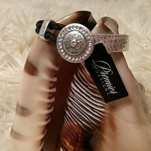 Premium Designs Bracelet "Buttons"