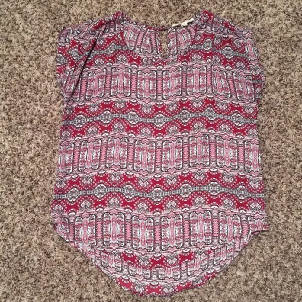 Pretty flowy multicolored top