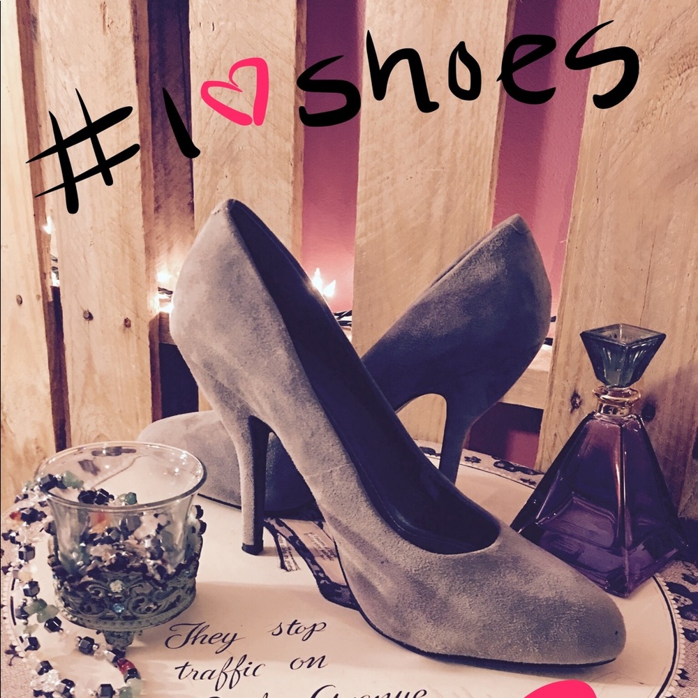 BCBGeneration Grey Suede Heals Size 9.5