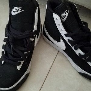 Nike shoes