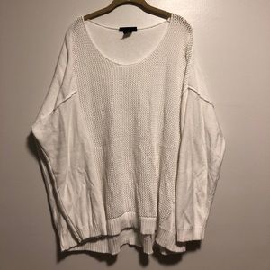 26/28 Lane Bryant white sweater