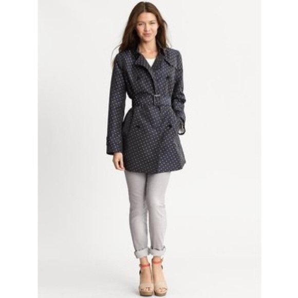 Banana Republic Jackets & Blazers - Banana Republic Polka dots Trench Coat Sz M
