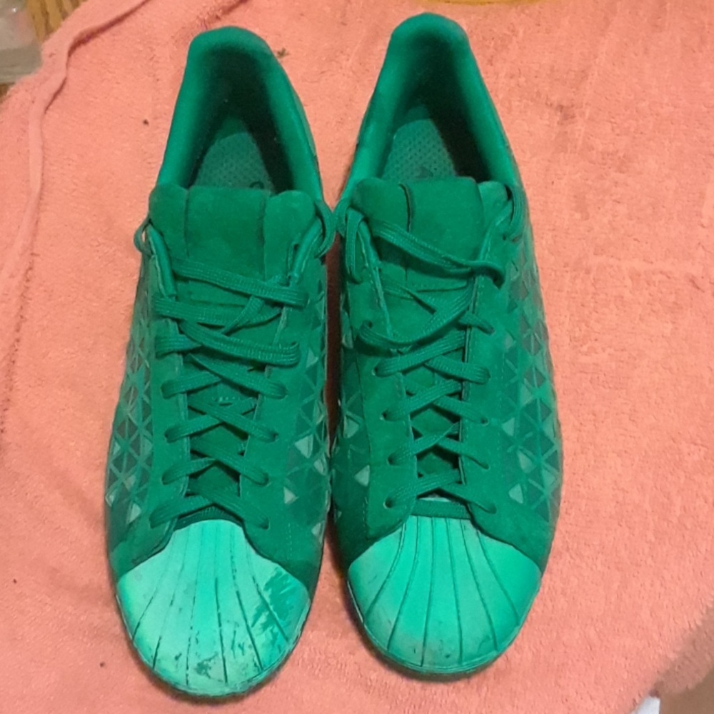 Adidas with special shell top