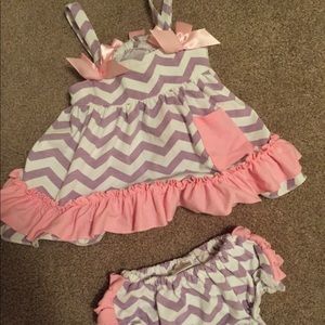 **SOLD** Chevron swing set