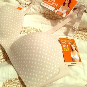 ✨Warner’s Cloud 9 polka dot tan Bra NWT✨
