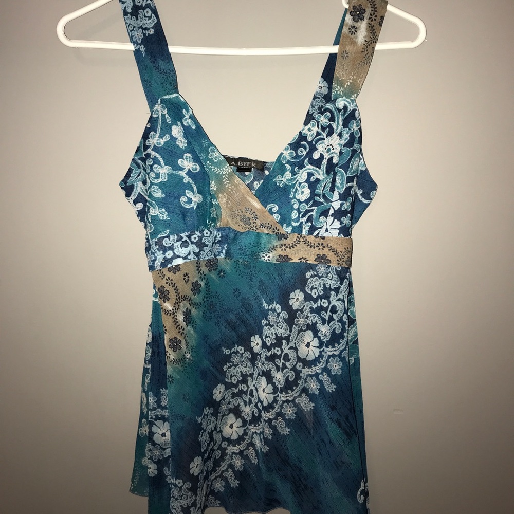 Cute tank top!!