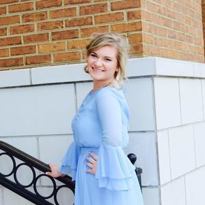 Meet your Posher, Isamaria