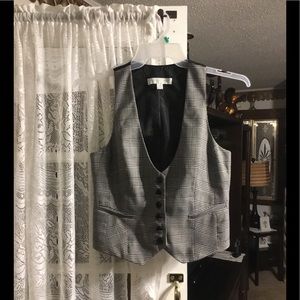 Houndstooth Vest.