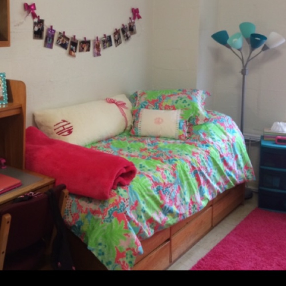 Lilly Pulitzer twin XL duvet cover