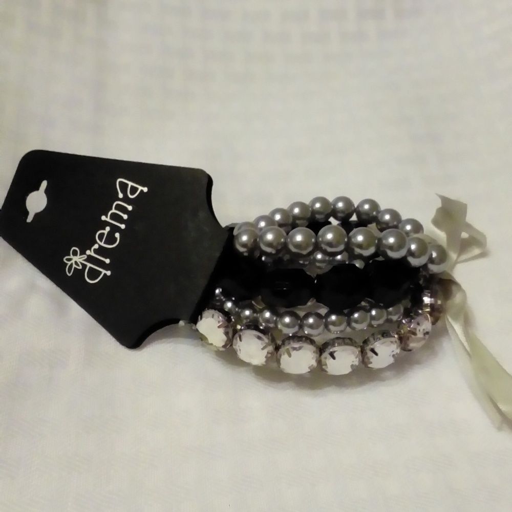 NWT Drema Stretch Bracelets Set of 4