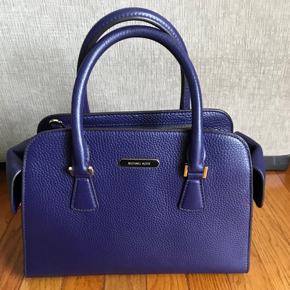 Michael Kors Handbags - SOLD! NEW!! Michael Kors Handbag