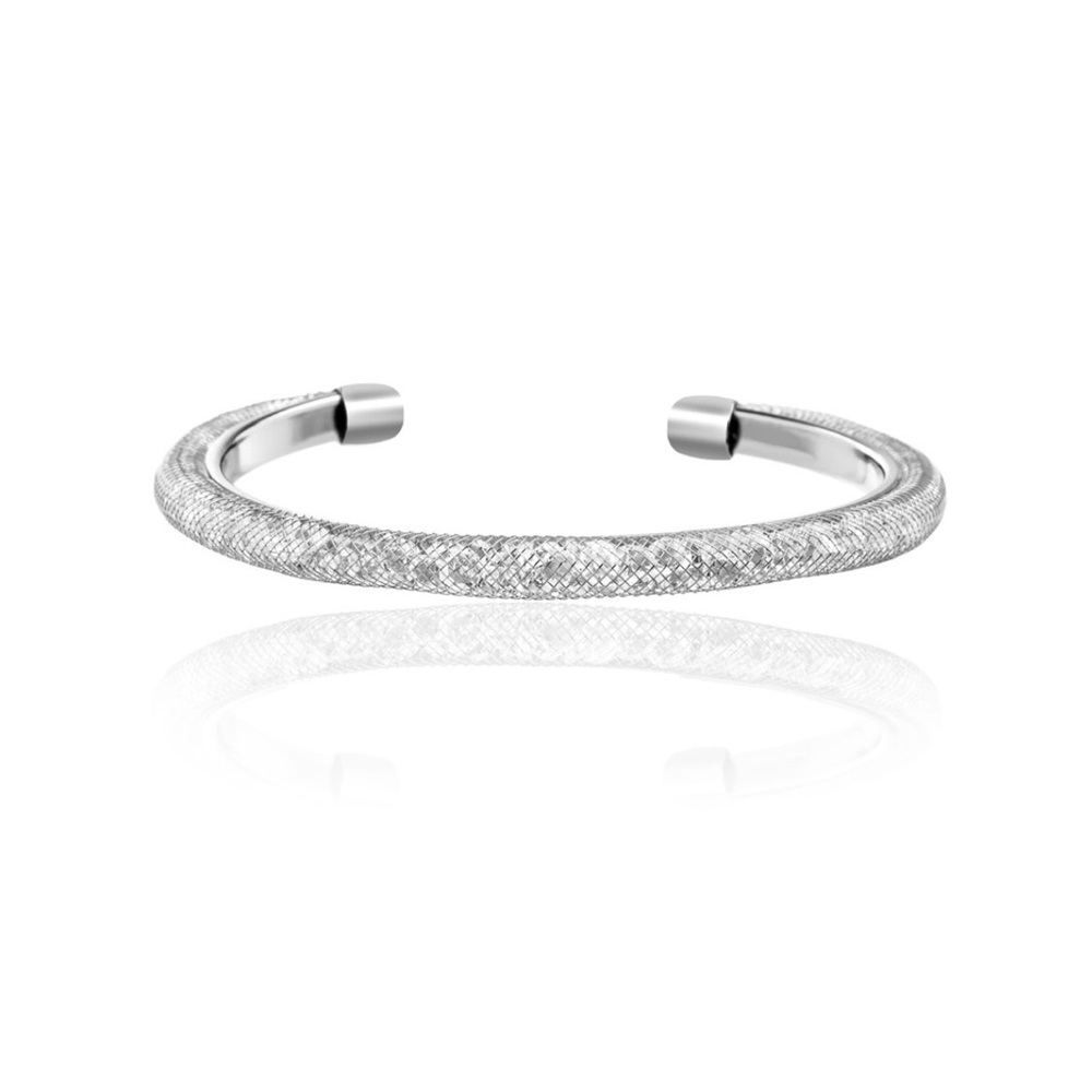18k white gold crystal open cuff. There isn't an 18k stamp on the bracelet.