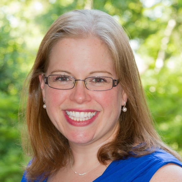 Meet your Posher, Stephanie - Picture 1 of 1