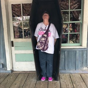 Meet your Posher, Delores