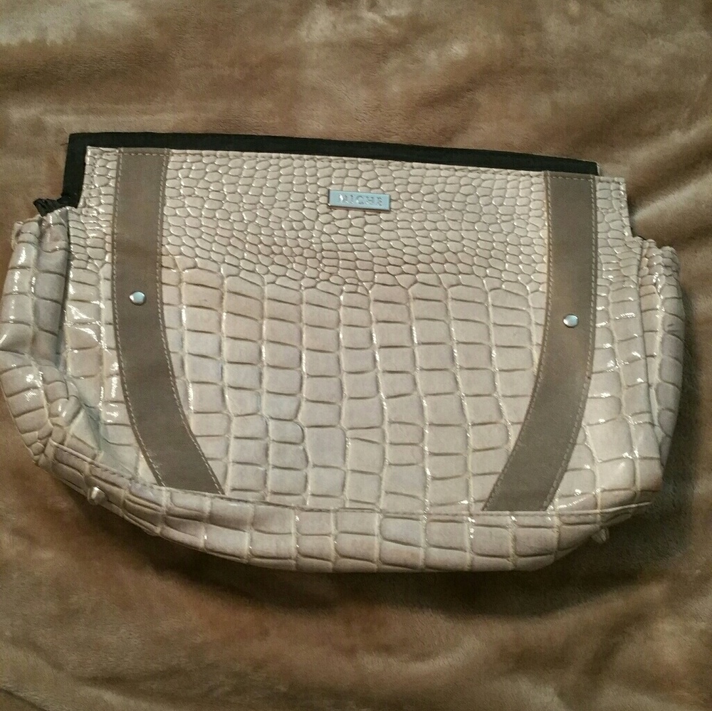 Melody Miche Classic Pull-on Shell