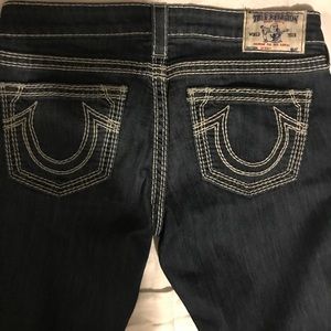 Gently used True Religion Skinny Jeans size 29