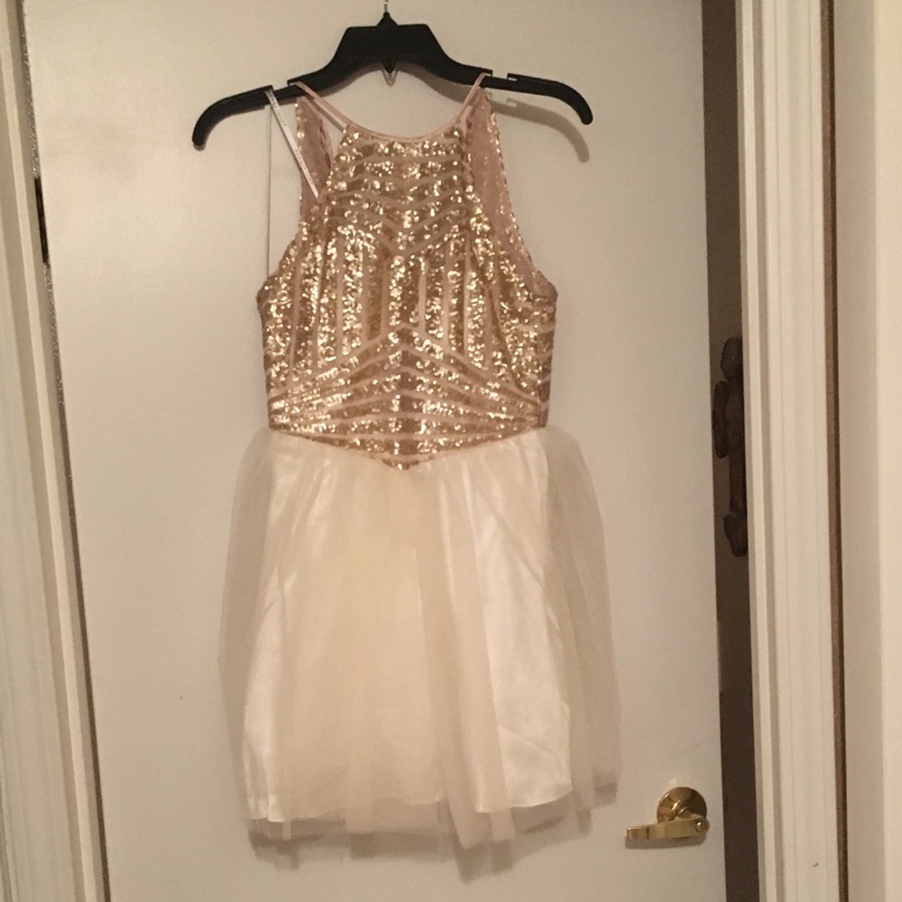 Short formal dress
