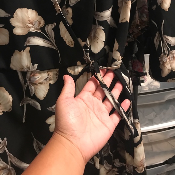 🚫SOLD🚫 - Picture 2 of 4