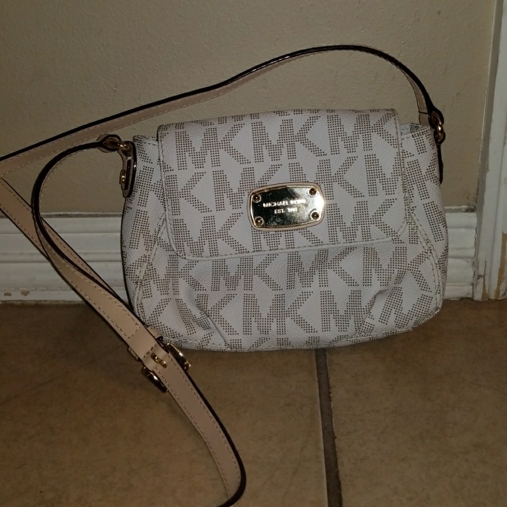 Michael Kors crossbody