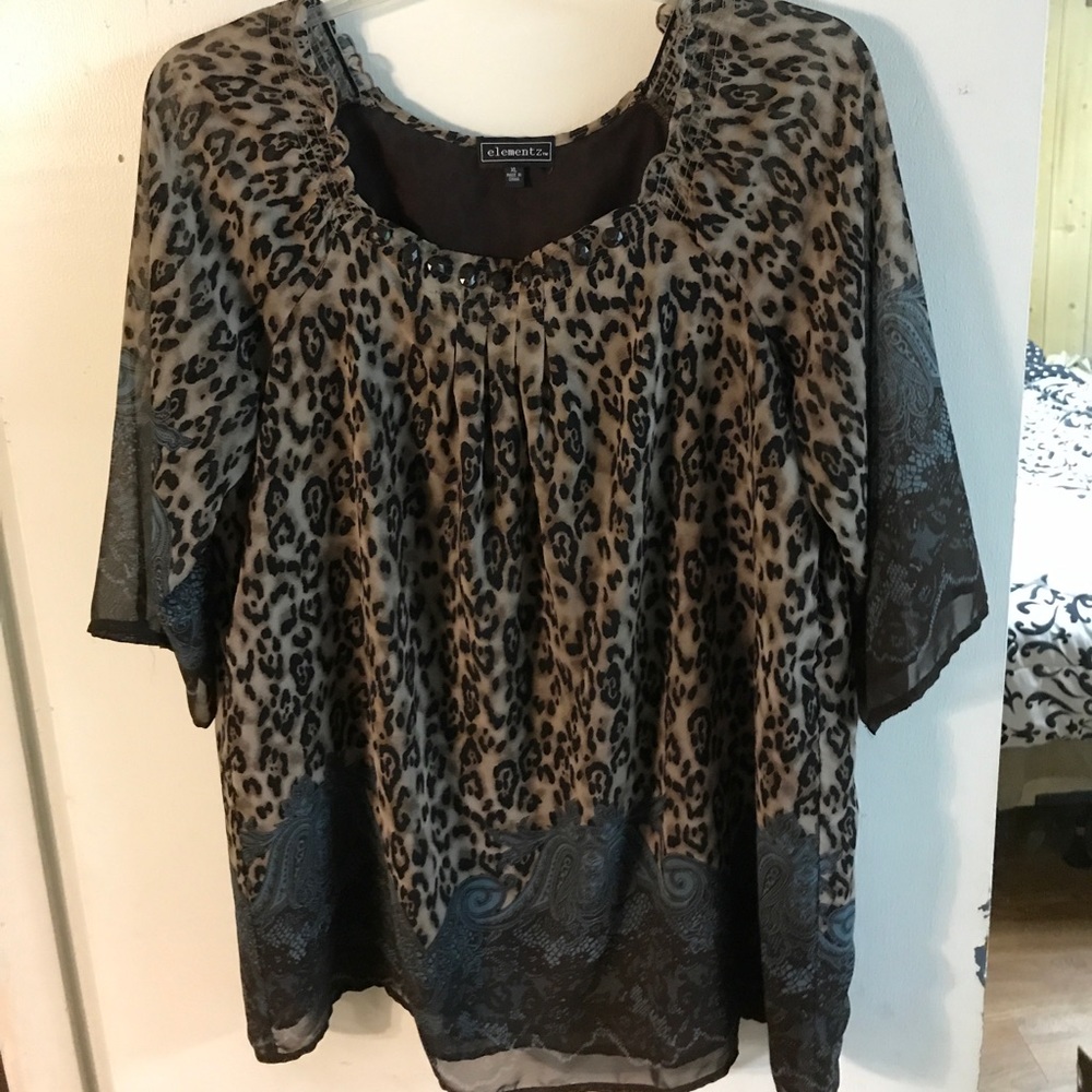 Cute tunic top