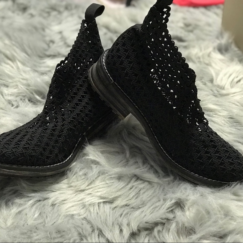 NWB beautiful one of kind high quality shoes !