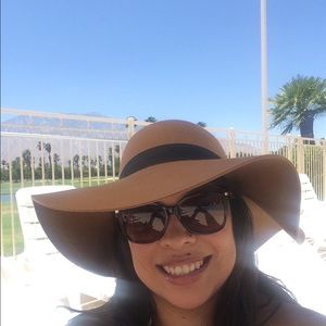 Meet your Posher, Maricela