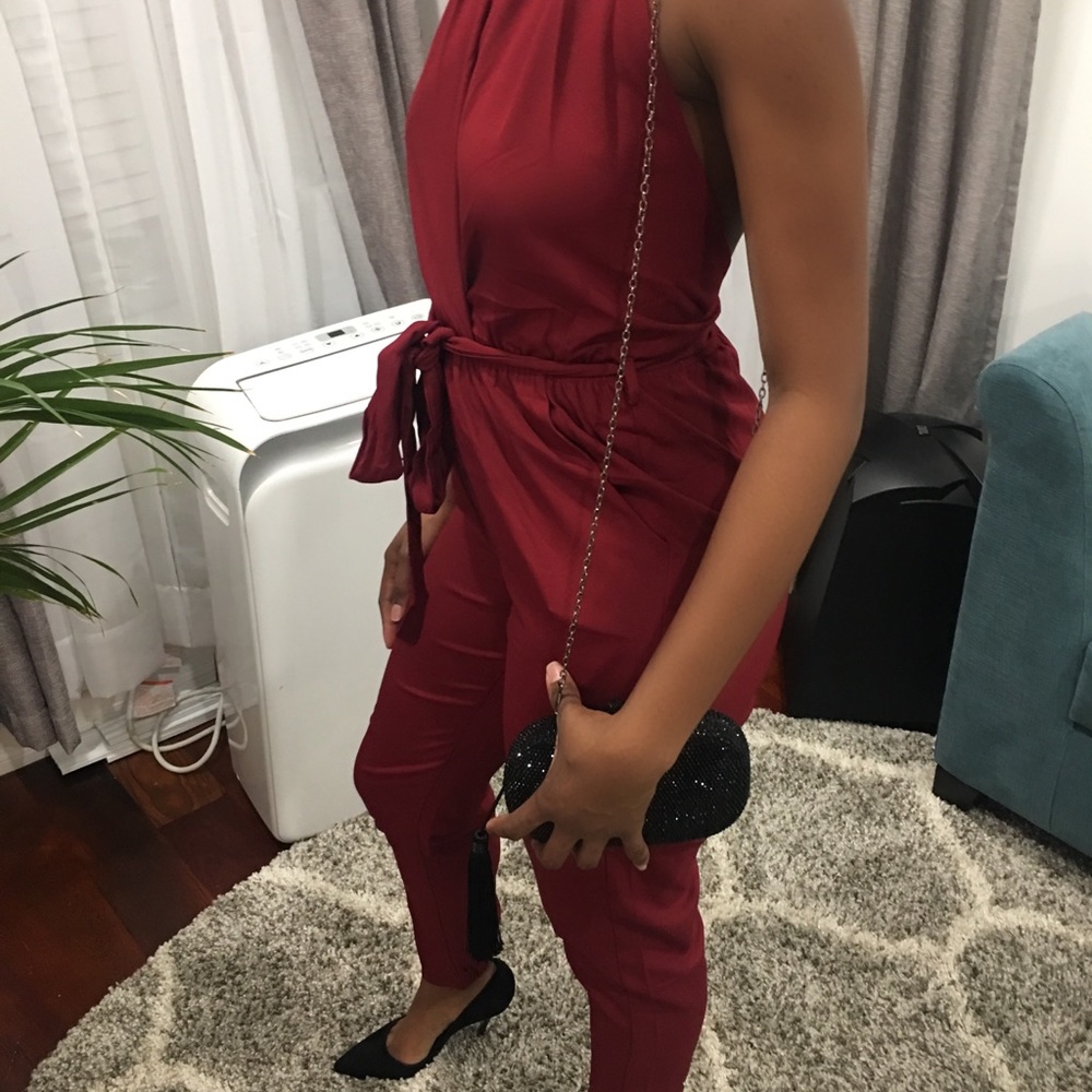 LAST ONE | Halter Jumpsuit - Picture 4 of 5