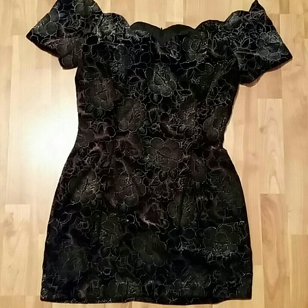 Beautiful dress size 8
