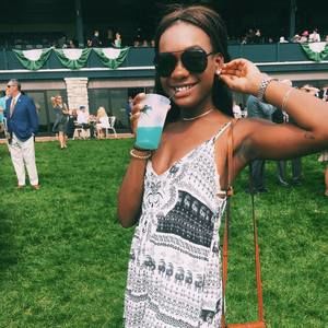 Meet your Posher, Natalie