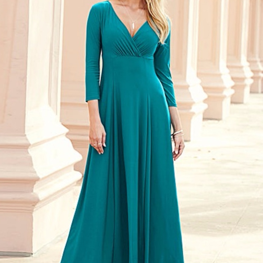 NWOT Joanna Hope Maxi Dress