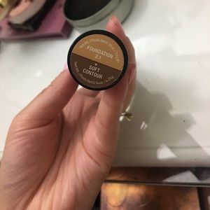 Smashbox foundation/contour