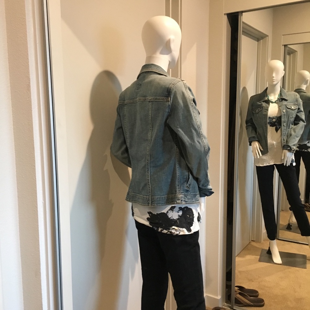 Gap Jean Jacket - image 5