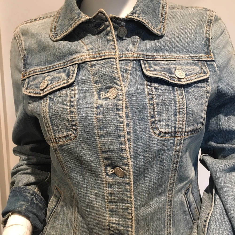Gap Jean Jacket - image 6