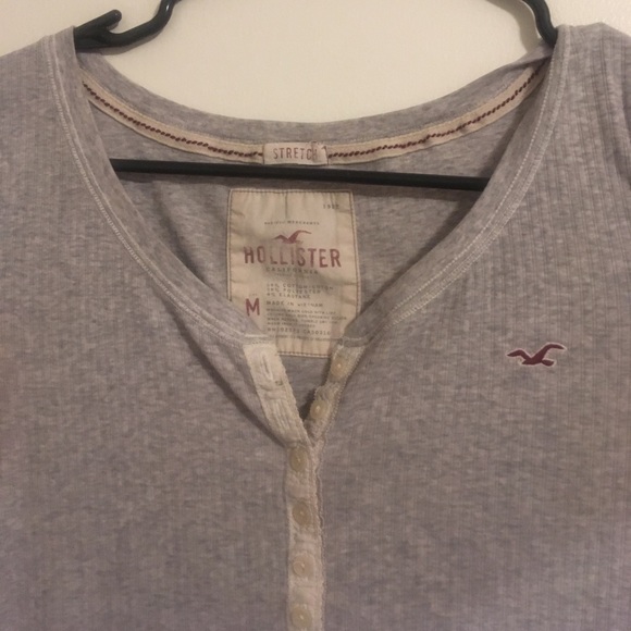 HOLLISTER TOP - Picture 2 of 3