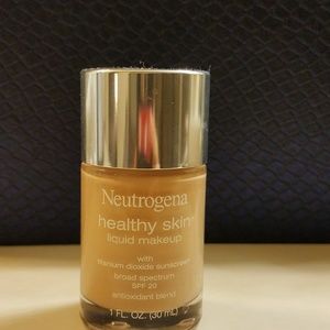 Neutrogena Healthy Skin Makeup