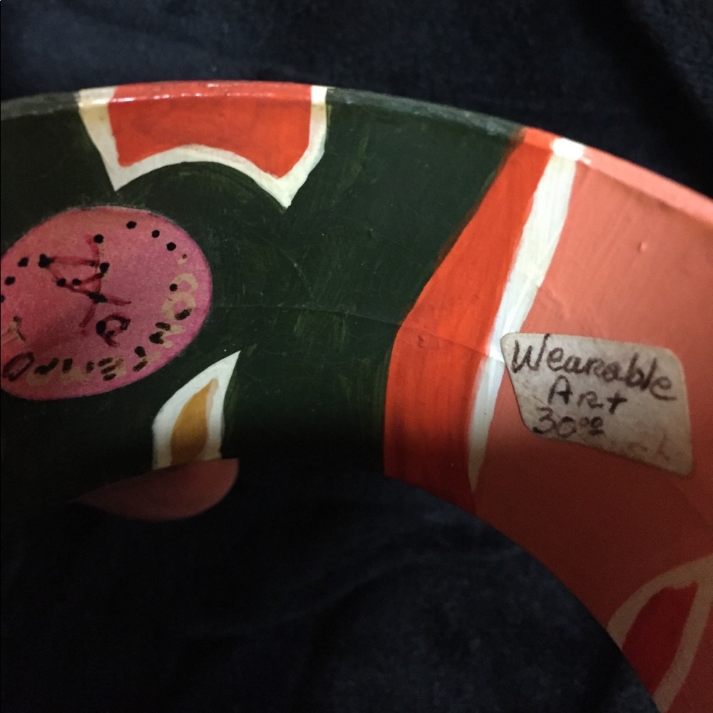 Vintage wood painted and amber colored bracelets - Picture 2 of 8