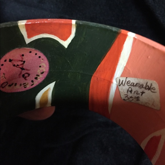 Vintage wood painted and amber colored bracelets - Picture 2 of 8